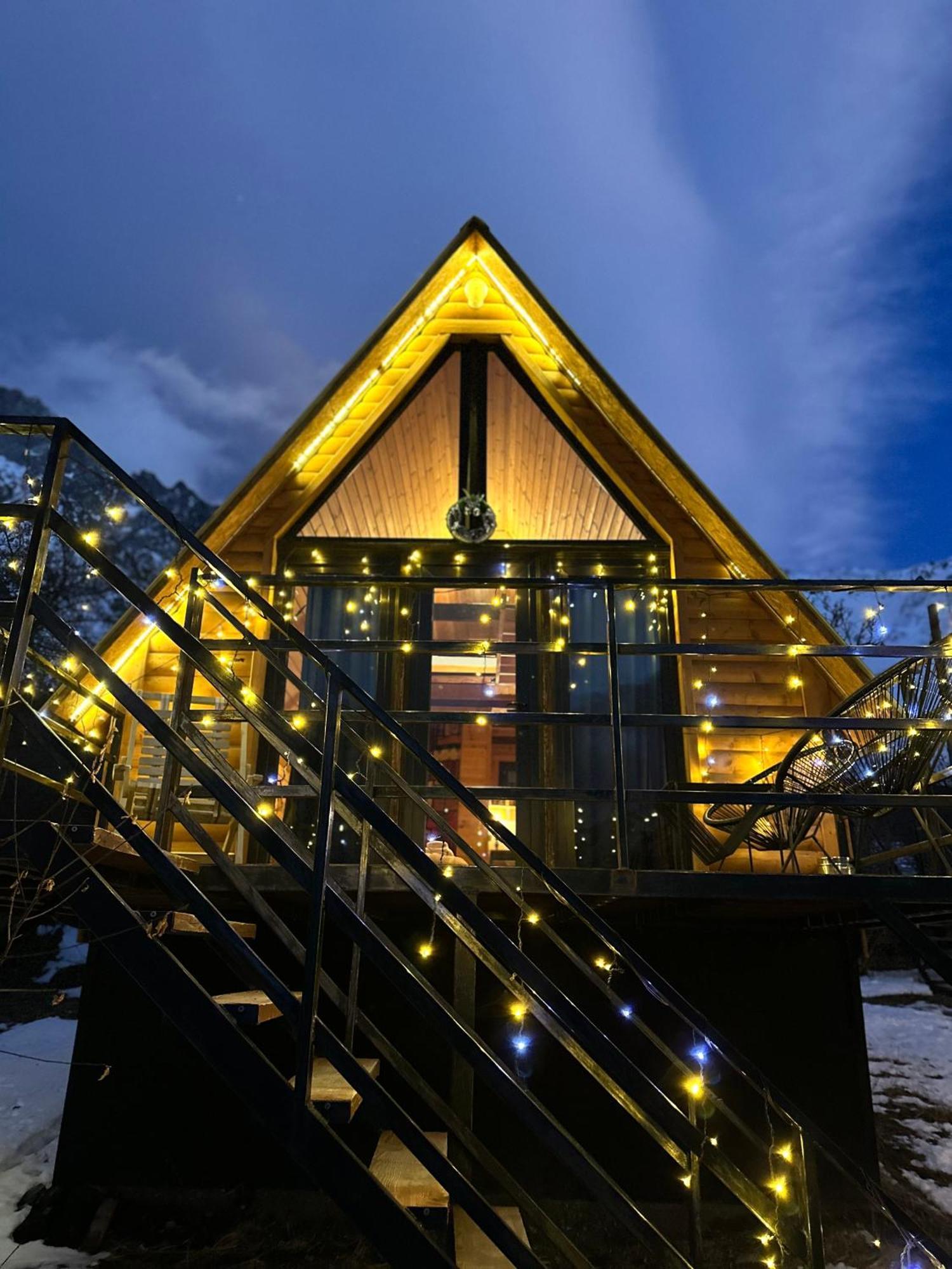 Kazbegi Kuro Cottages Exteriör bild