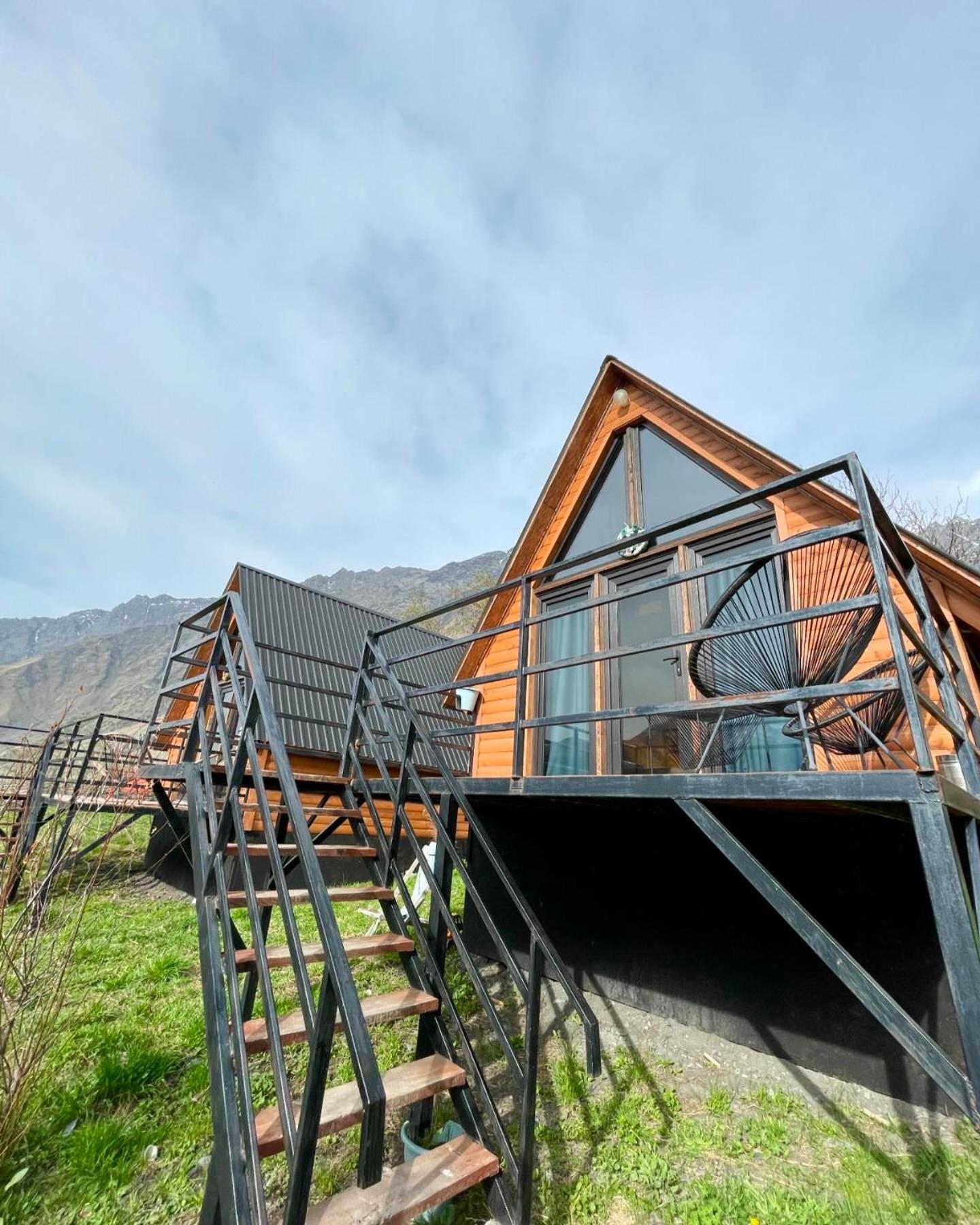 Kazbegi Kuro Cottages Exteriör bild